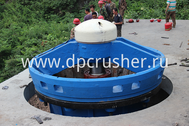 Hydraulic Gyratory Crusher
